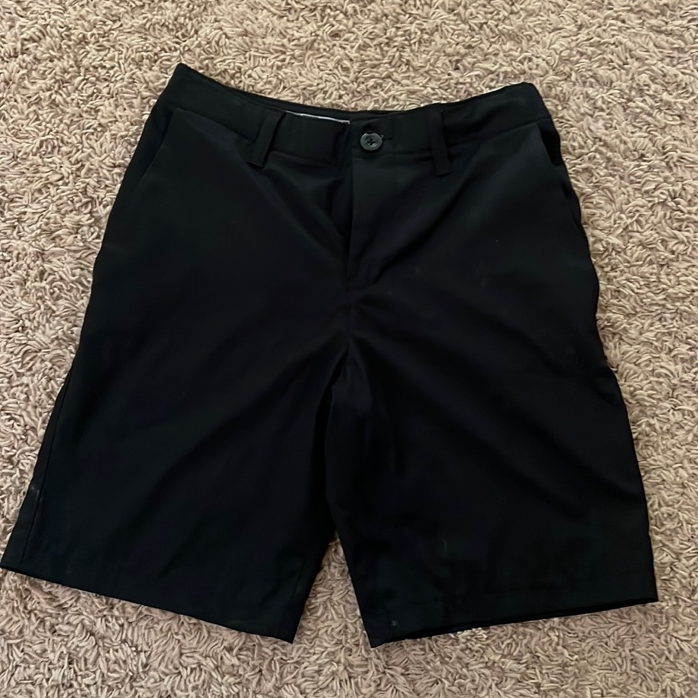Under Armour golf shorts